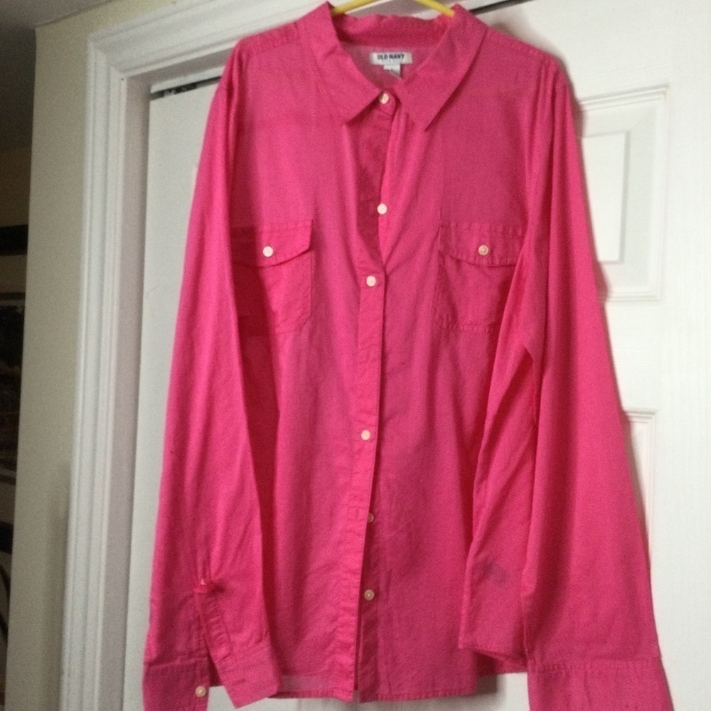 Old navy pink shirt